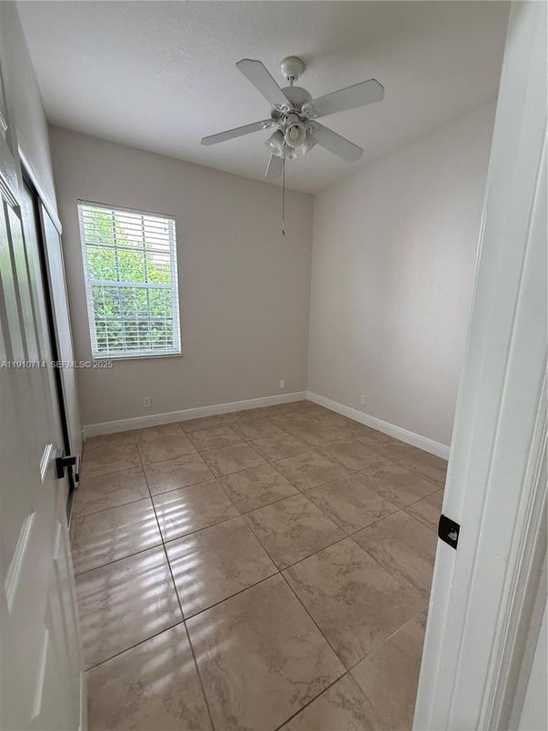 Empty room, Interior, Marble