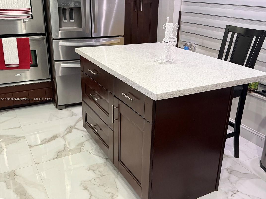 Interior, Kitchen, Marble, Stainless Steel Appliances