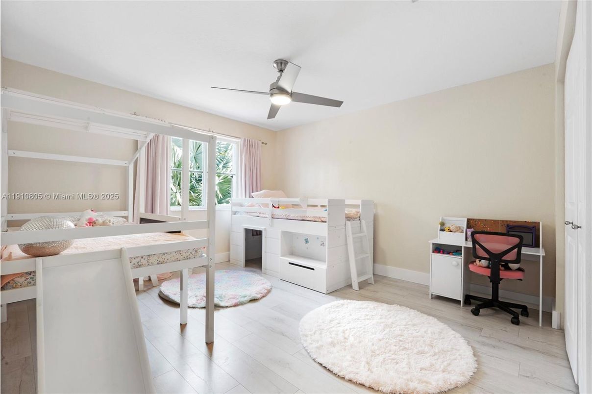 Bedroom, Home Office, Interior, Wood Texture Flooring