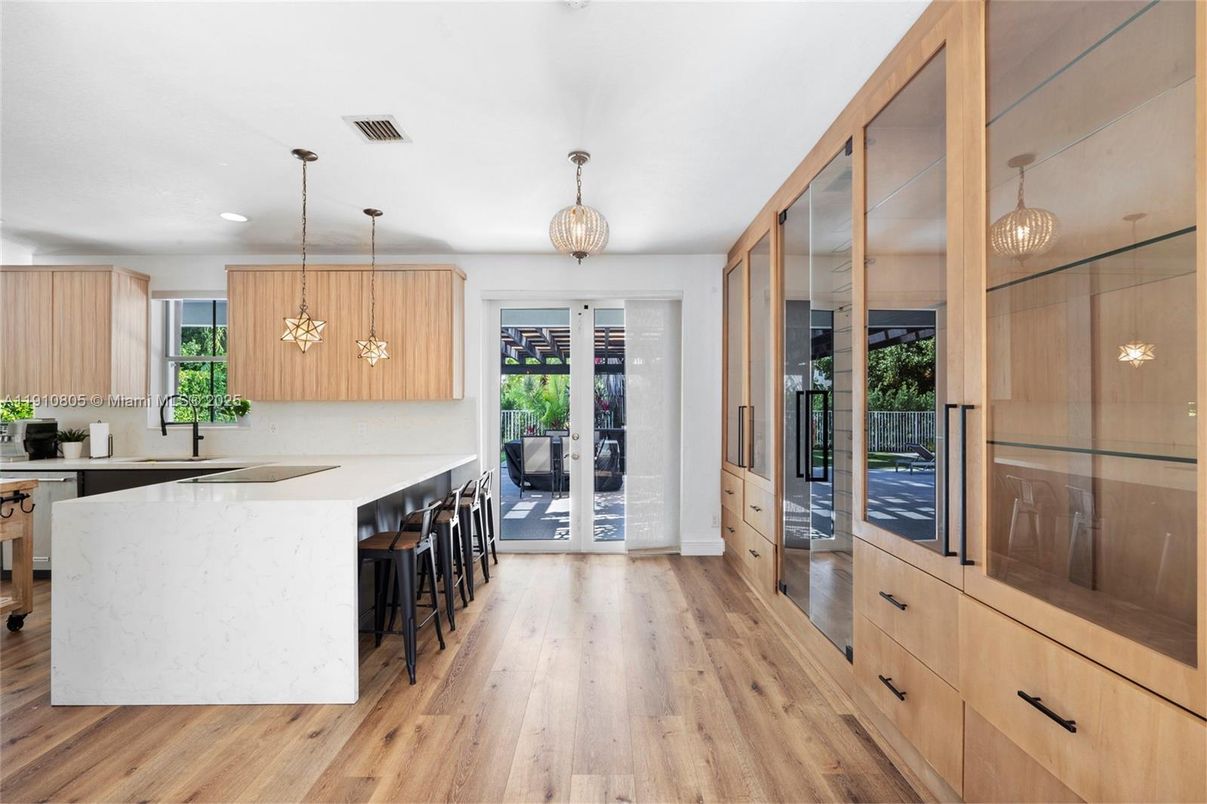 Interior, Kitchen, Pendant Lights, Recessed Lighting, Wood Texture Flooring