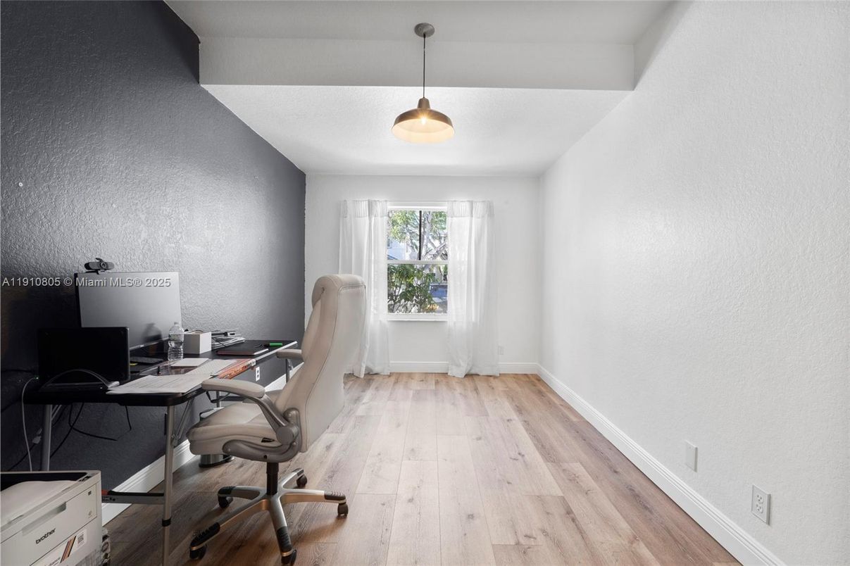 Home Office, Interior, Pendant Lights, Wood Texture Flooring