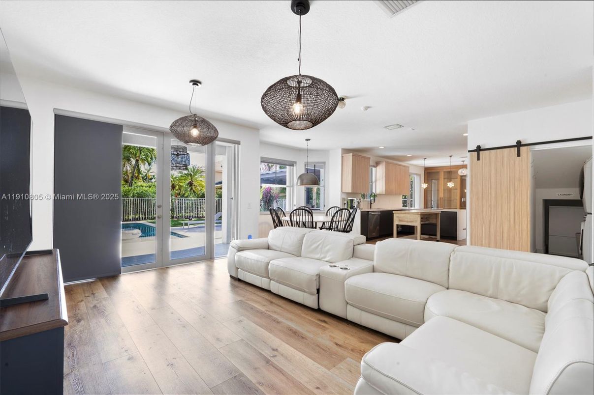 Dining room, Interior, Kitchen, Living room, Pendant Lights, Recessed Lighting, Wood Texture Flooring