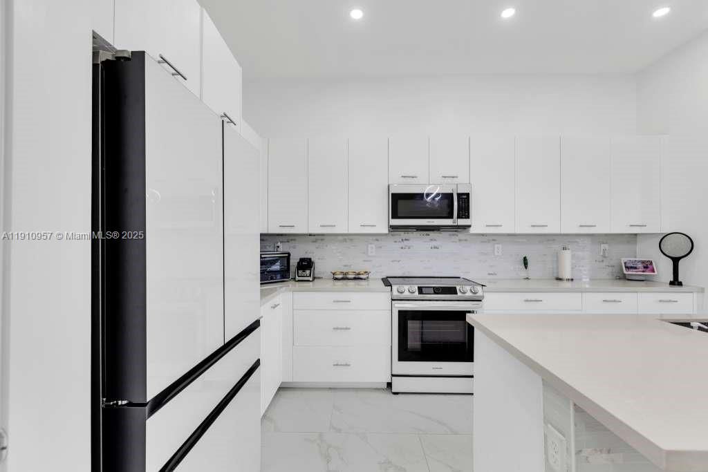 Interior, Kitchen, Marble, Recessed Lighting, Stainless Steel Appliances