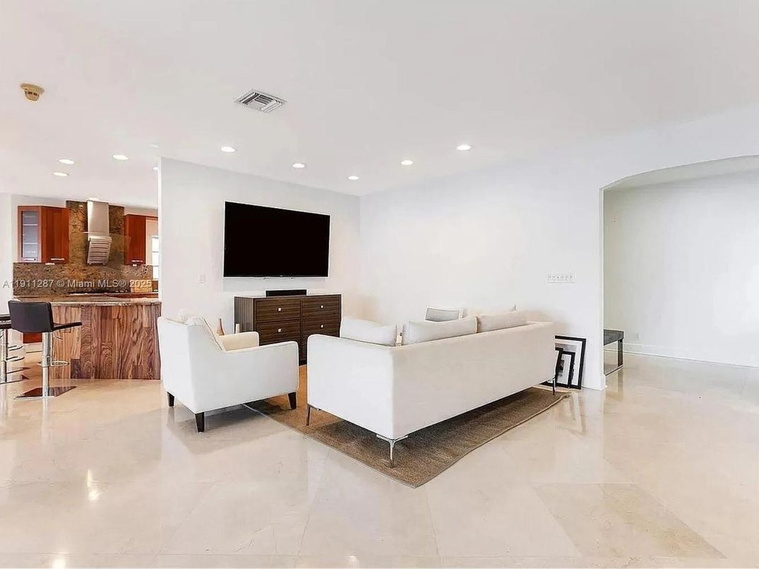 Interior, Living room, Recessed Lighting