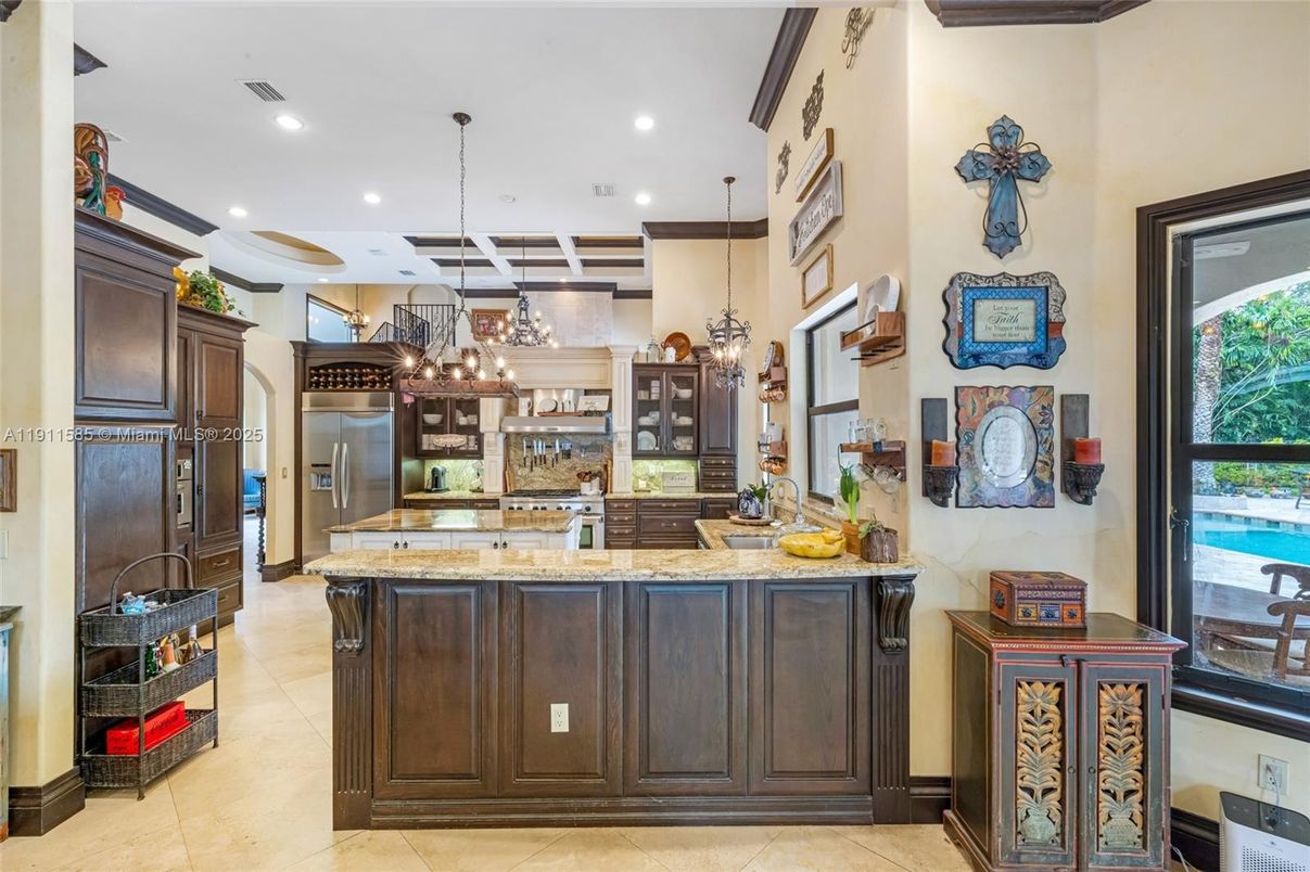 Chandelier, Interior, Kitchen, Pendant Lights, Recessed Lighting