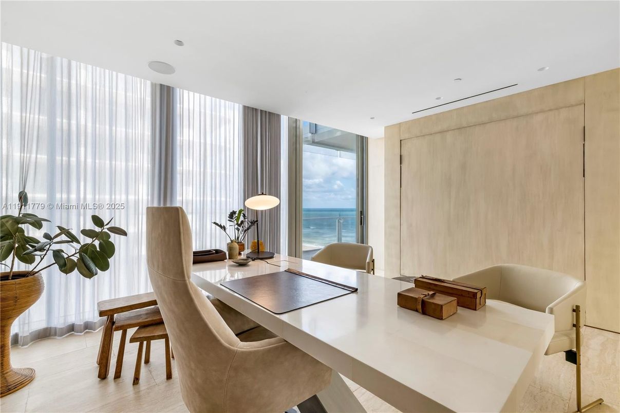 Home Office, Interior, Recessed Lighting, Water