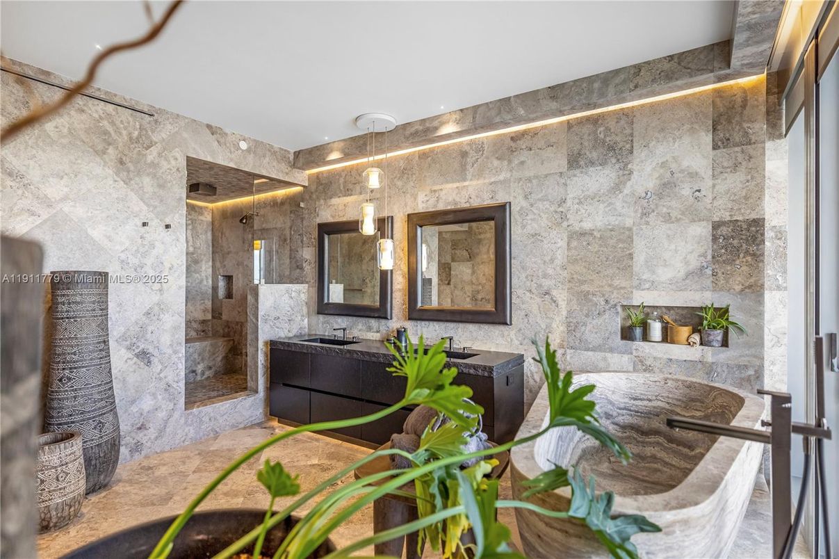 Bathroom, Interior, Stone Walls
