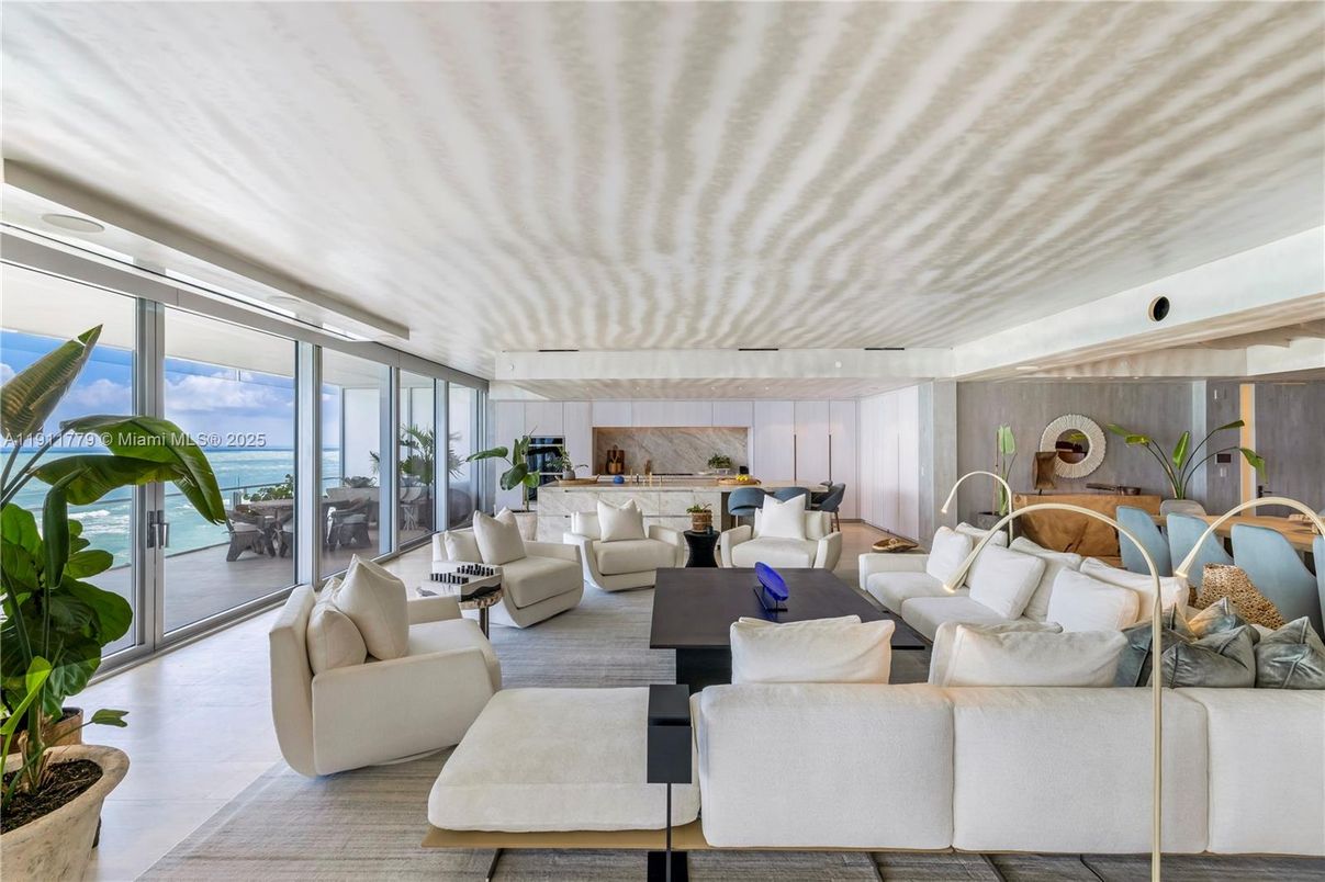 Interior, Living room, Water