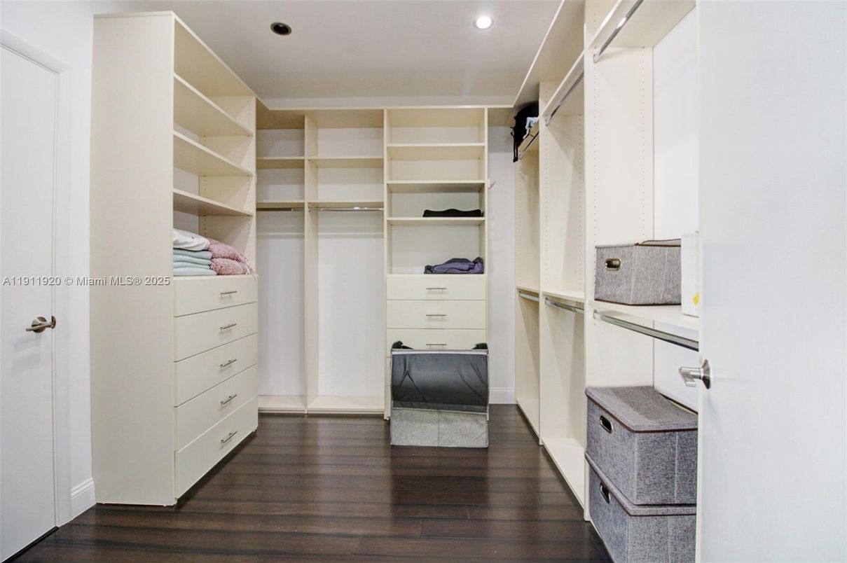Interior, Recessed Lighting, Walk-in Closets, Wood Texture Flooring