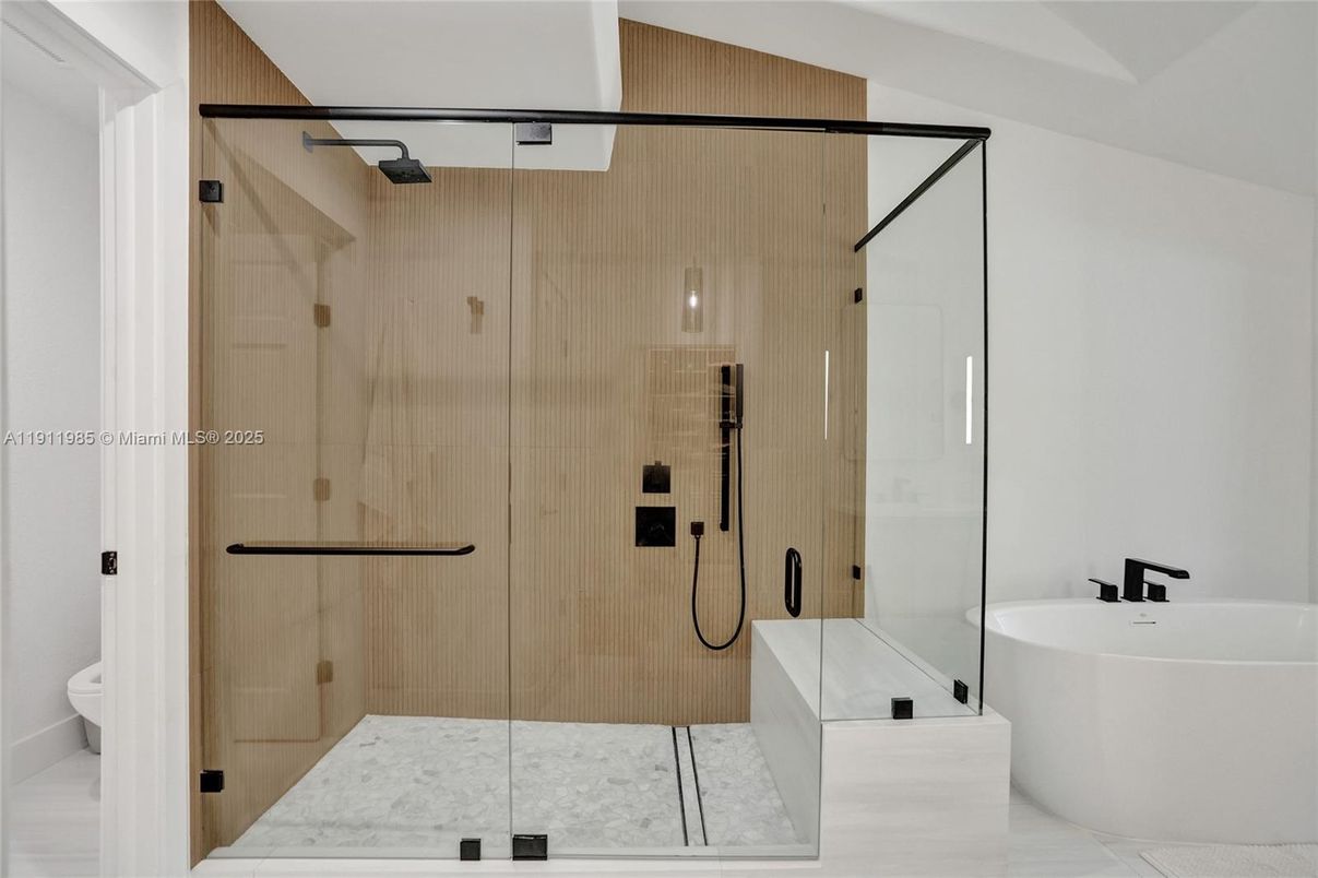 Bathroom, Free Standing Baths, Glass Shower, Interior