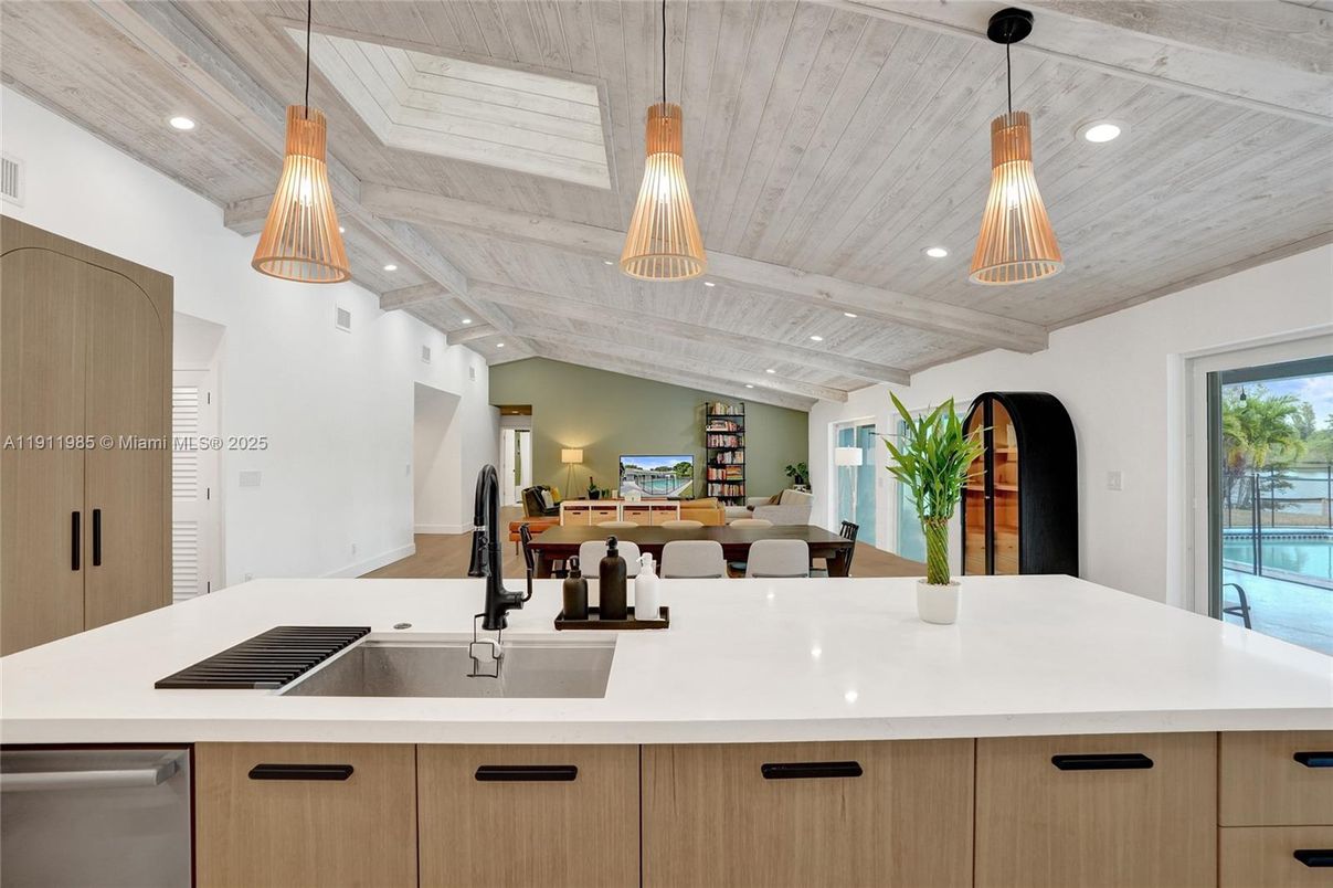 Interior, Kitchen, Pendant Lights, Recessed Lighting, Wooden Ceilings