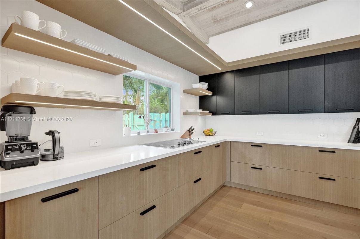 Interior, Kitchen, Recessed Lighting, Wooden Ceilings, Wood Texture Flooring