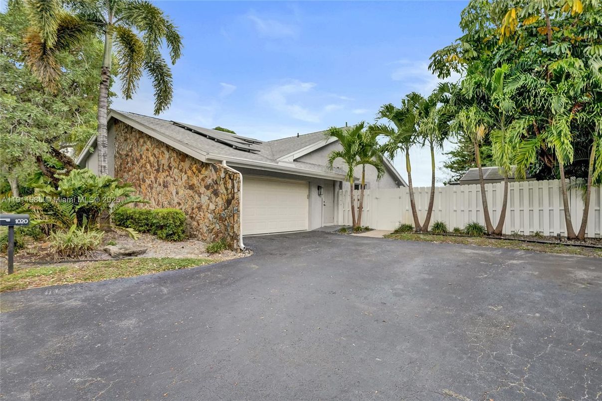 Exterior, Solar Panels