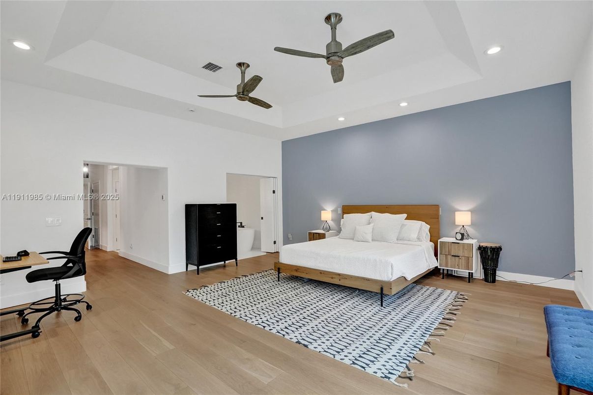 Bedroom, Home Office, Interior, Recessed Lighting, Wood Texture Flooring