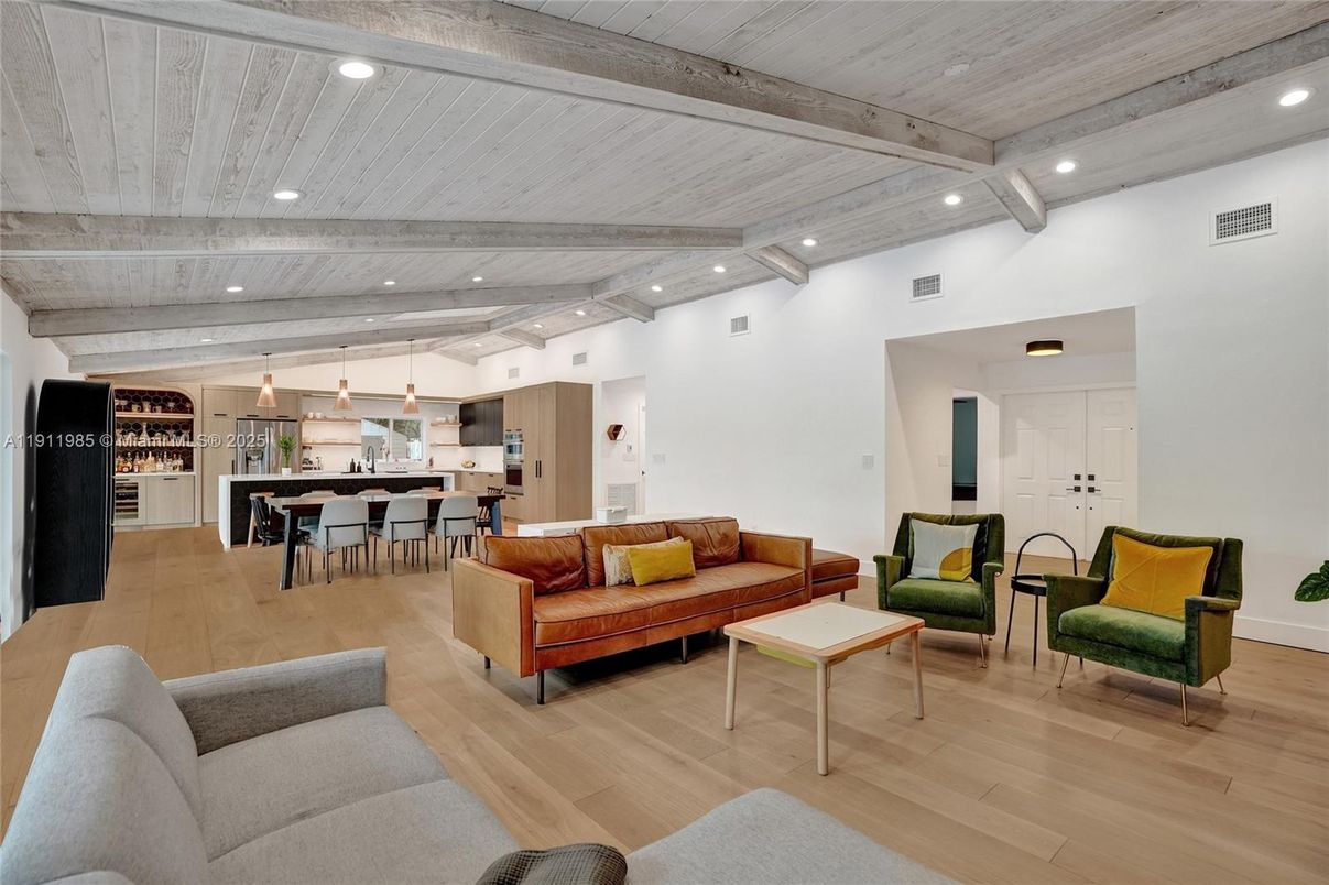 Interior, Kitchen, Living room, Pendant Lights, Recessed Lighting, Wooden Beams, Wooden Ceilings, Wood Texture Flooring