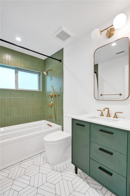 Bathroom, Interior, Recessed Lighting