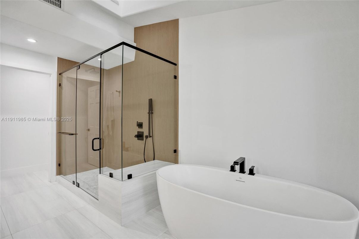 Bathroom, Free Standing Baths, Glass Shower, Interior, Recessed Lighting