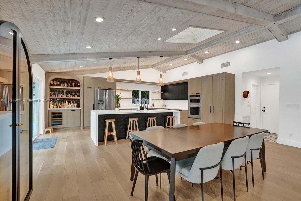 Dining room, Interior, Kitchen, Pendant Lights, Recessed Lighting, Stainless Steel Appliances, Wooden Beams, Wooden Ceilings, Wood Texture Flooring