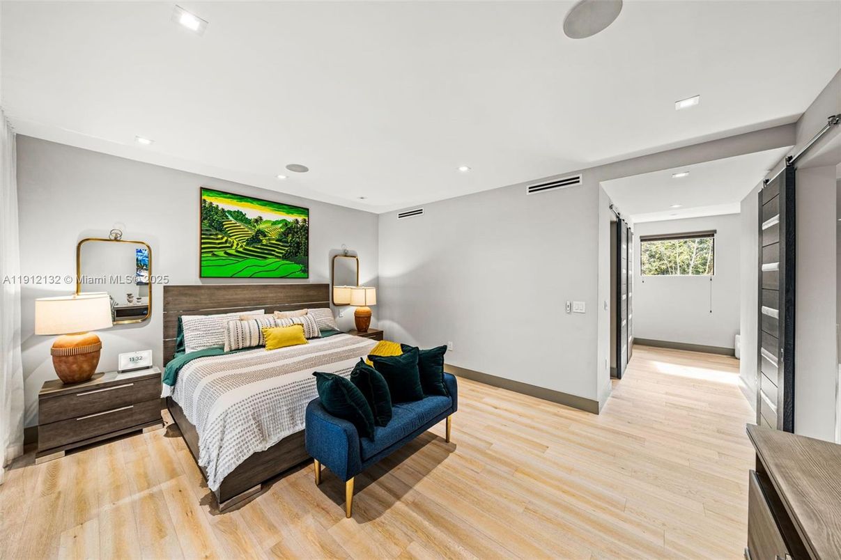 Bedroom, Interior, Recessed Lighting, Wood Texture Flooring