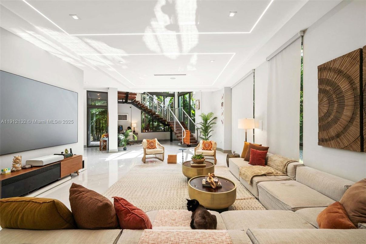 Interior, Living room, Recessed Lighting