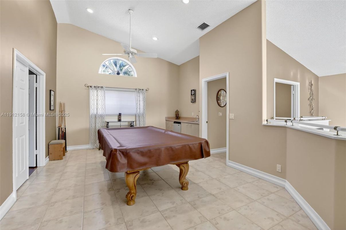 Billiard Table, Game Room, Interior, Recessed Lighting