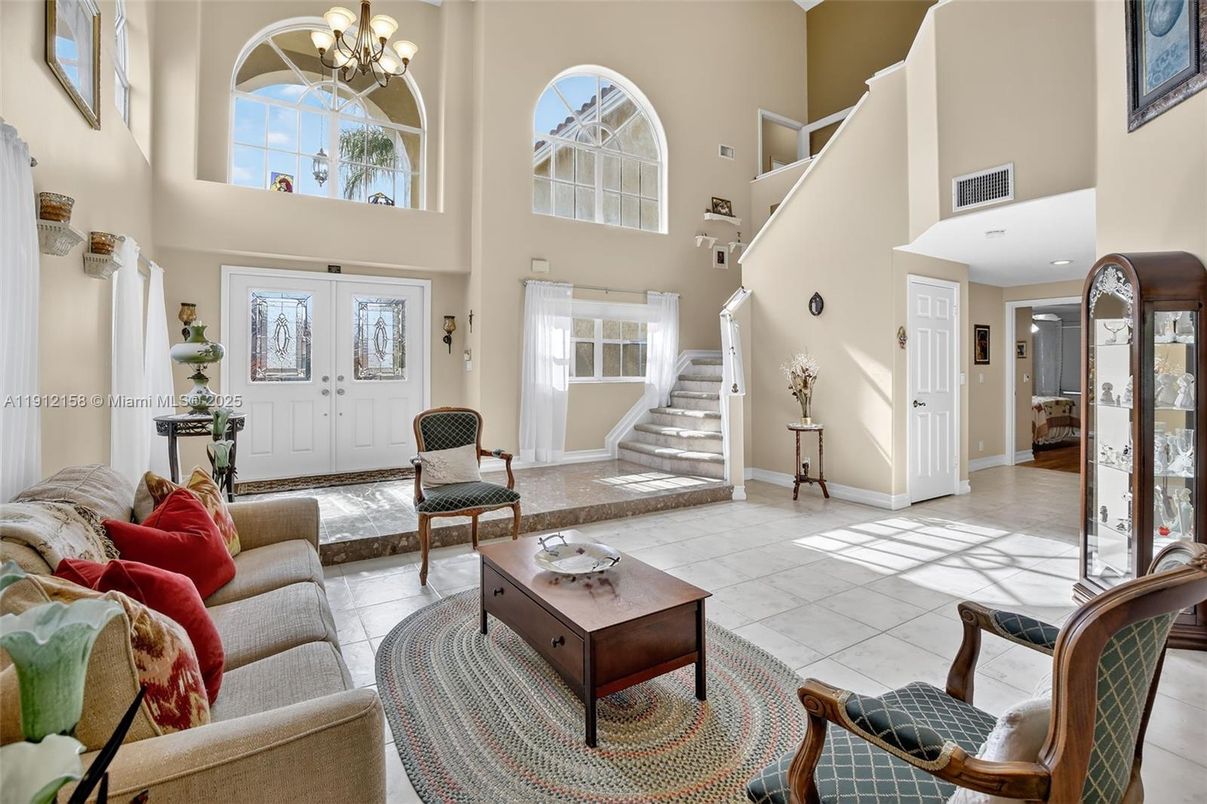 Chandelier, Interior, Living room, Recessed Lighting