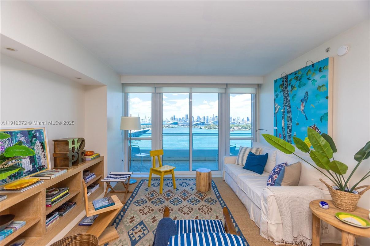 Interior, Living room, Water