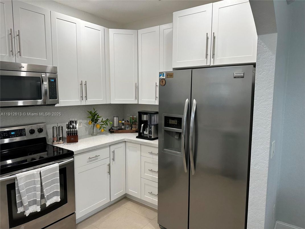Interior, Kitchen, Stainless Steel Appliances