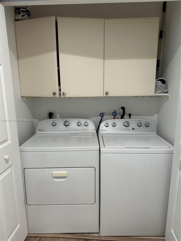 Interior, Utility Closets, Washer