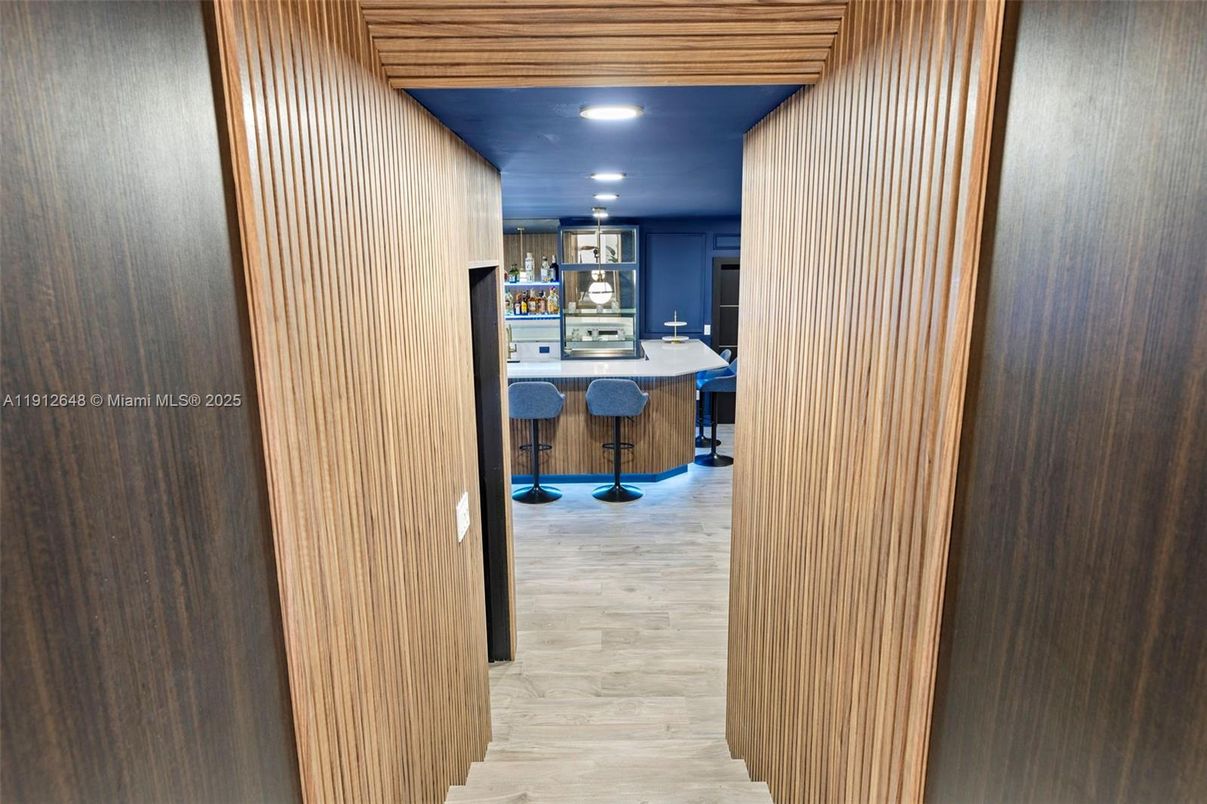 Dining room, Interior, Kitchen, Recessed Lighting, Wood Texture Flooring