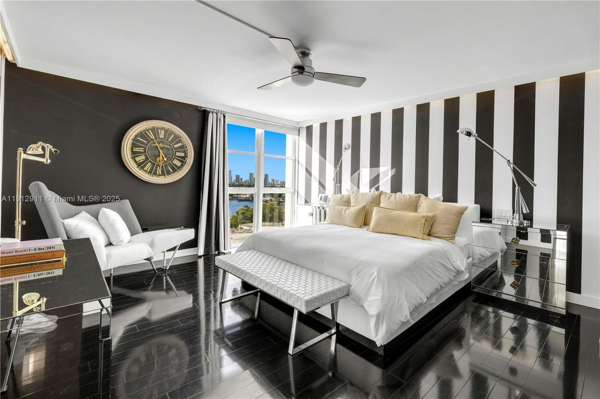 Bedroom, Interior, Water, Wood Texture Flooring