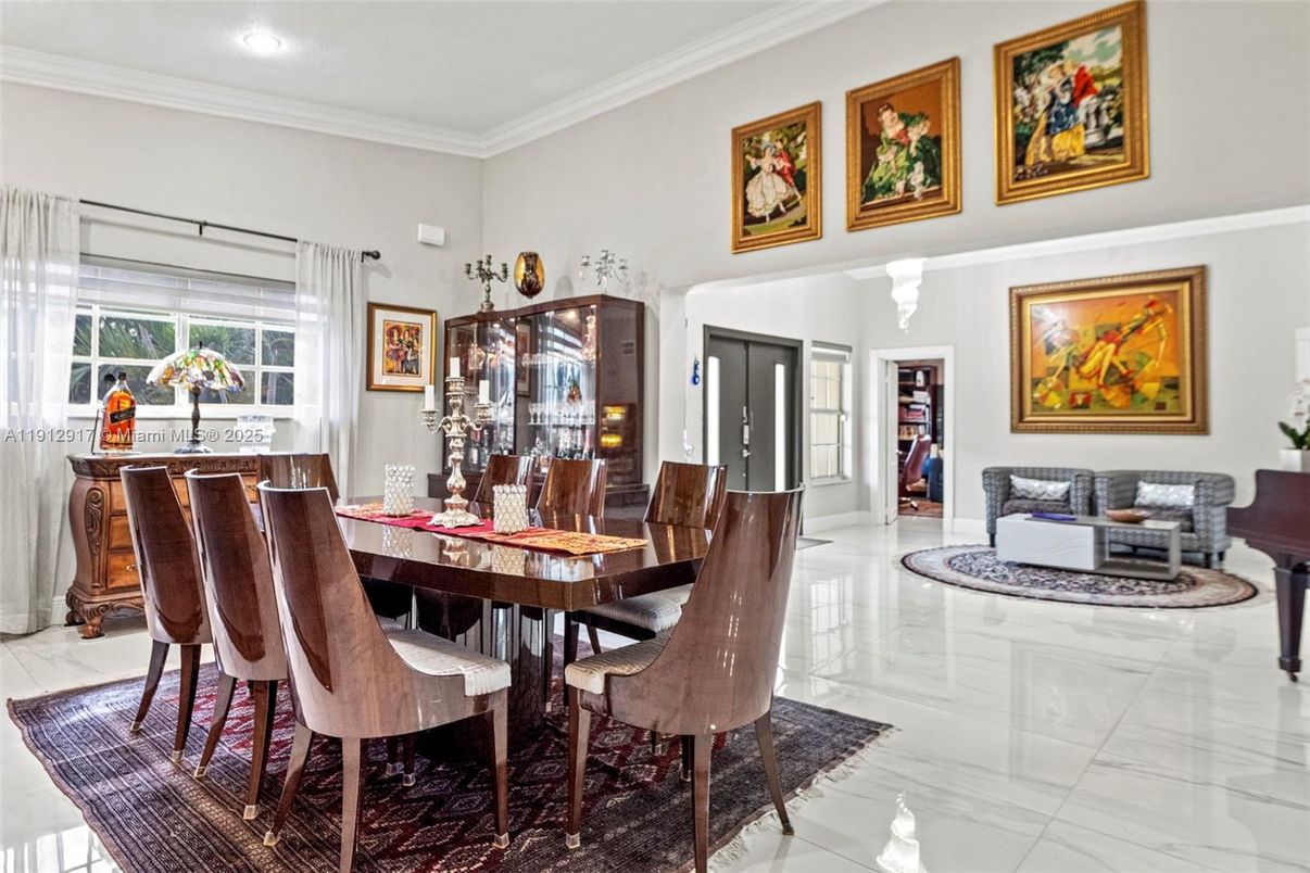 Dining room, Interior, Marble, Recessed Lighting