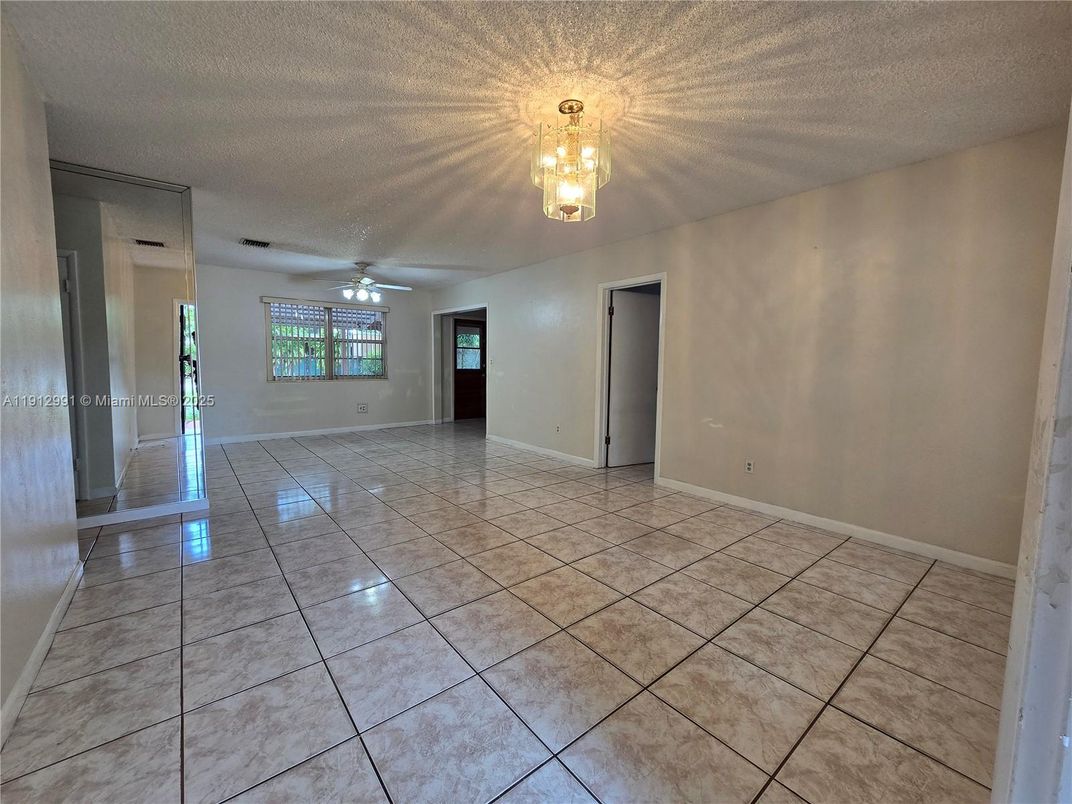 Chandelier, Empty room, Interior