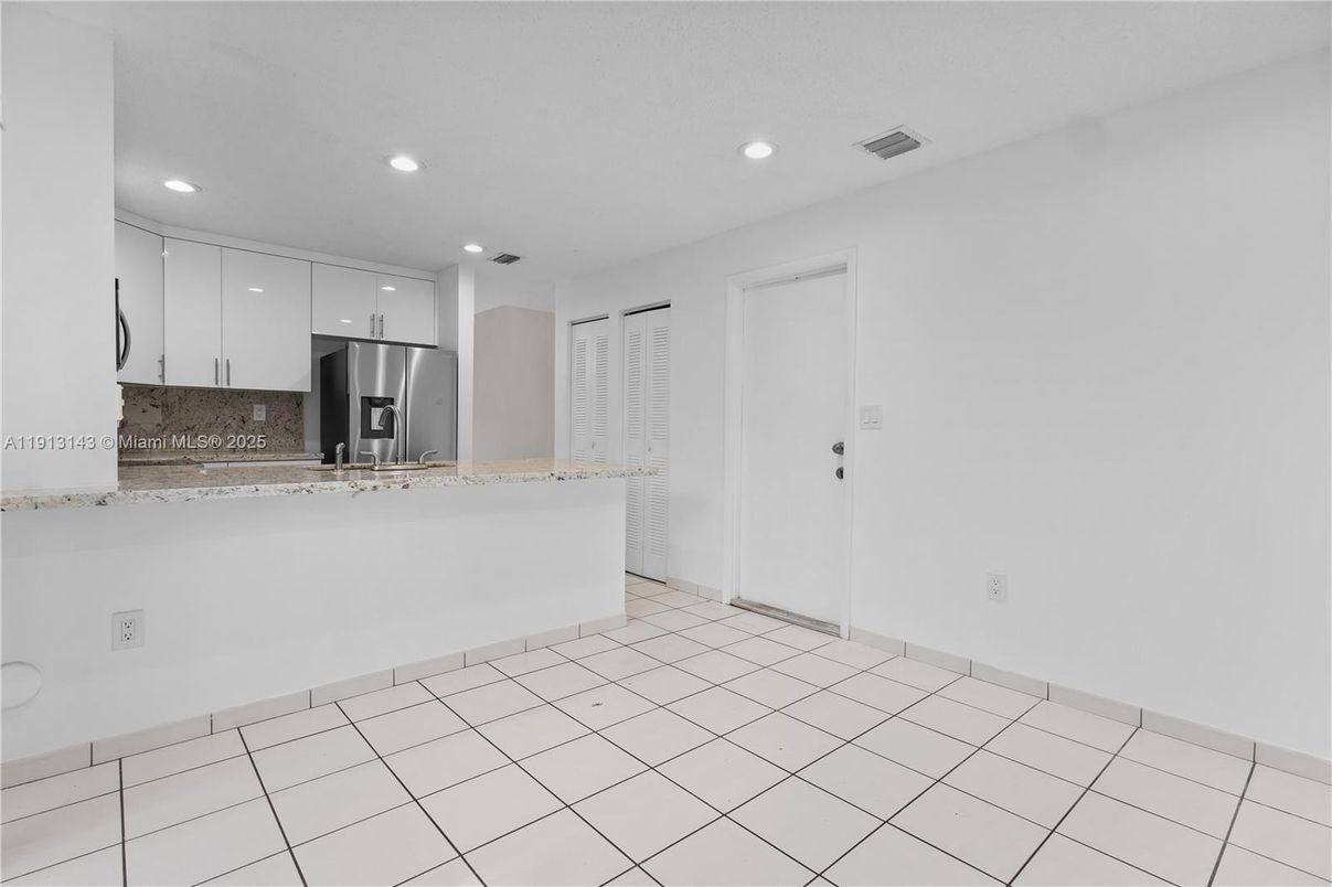 Empty room, Interior, Kitchen, Recessed Lighting, Stainless Steel Appliances