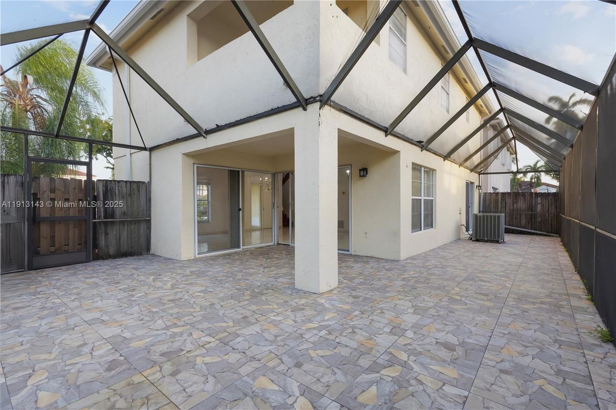 Glass Ceilings, Interior, Sun Room