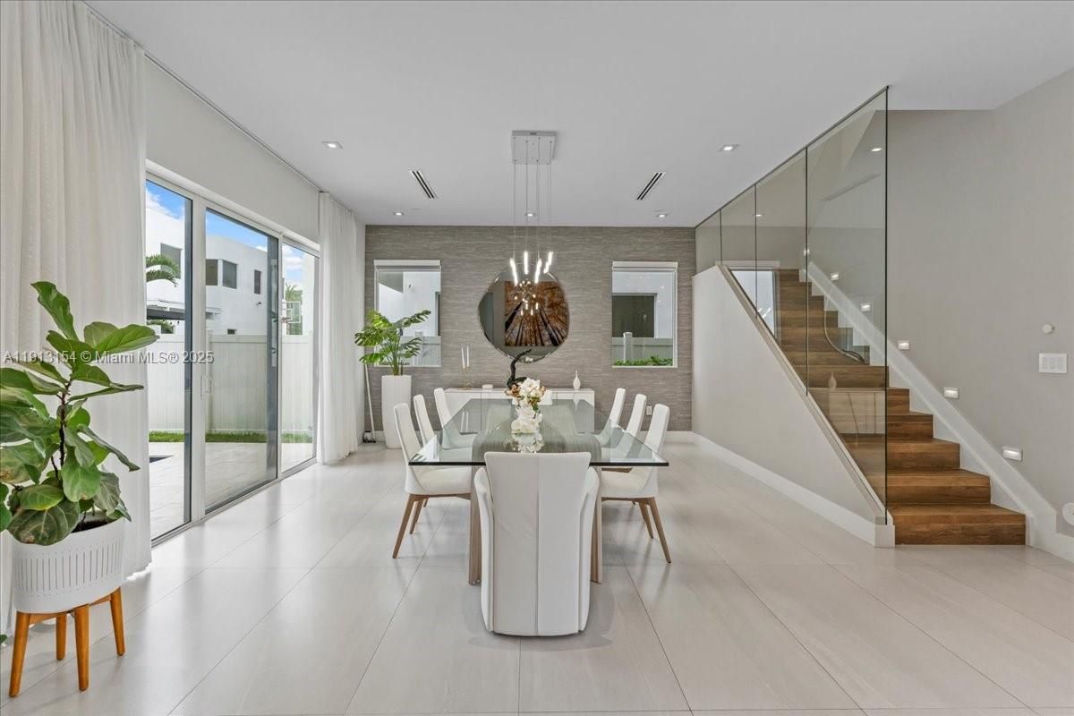 Dining room, Interior, Pendant Lights, Recessed Lighting, Stone Walls