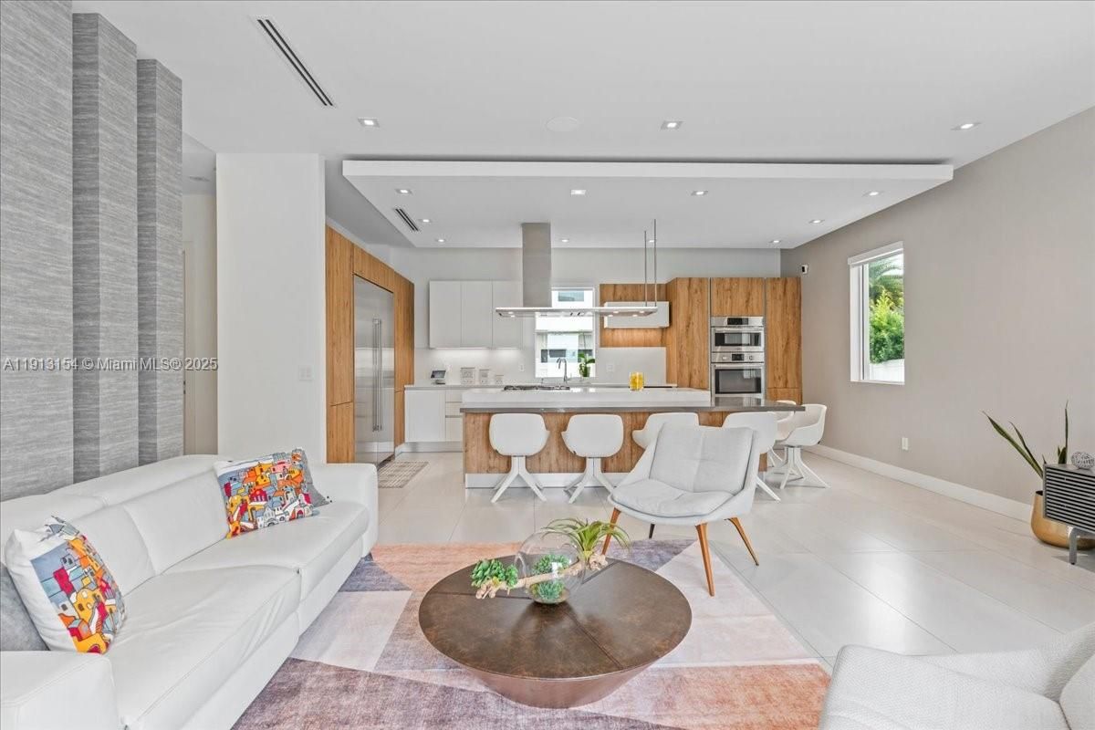 Dining room, Interior, Kitchen, Living room, Recessed Lighting, Stainless Steel Appliances