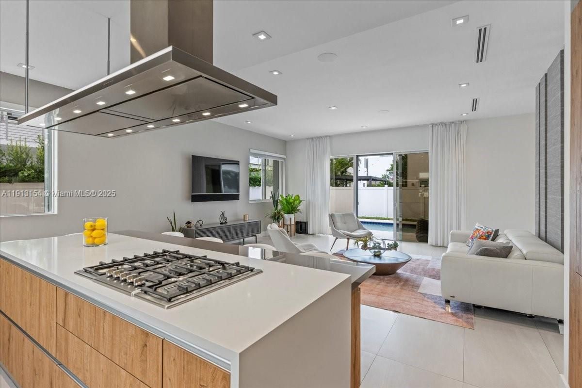 Interior, Kitchen, Living room, Recessed Lighting