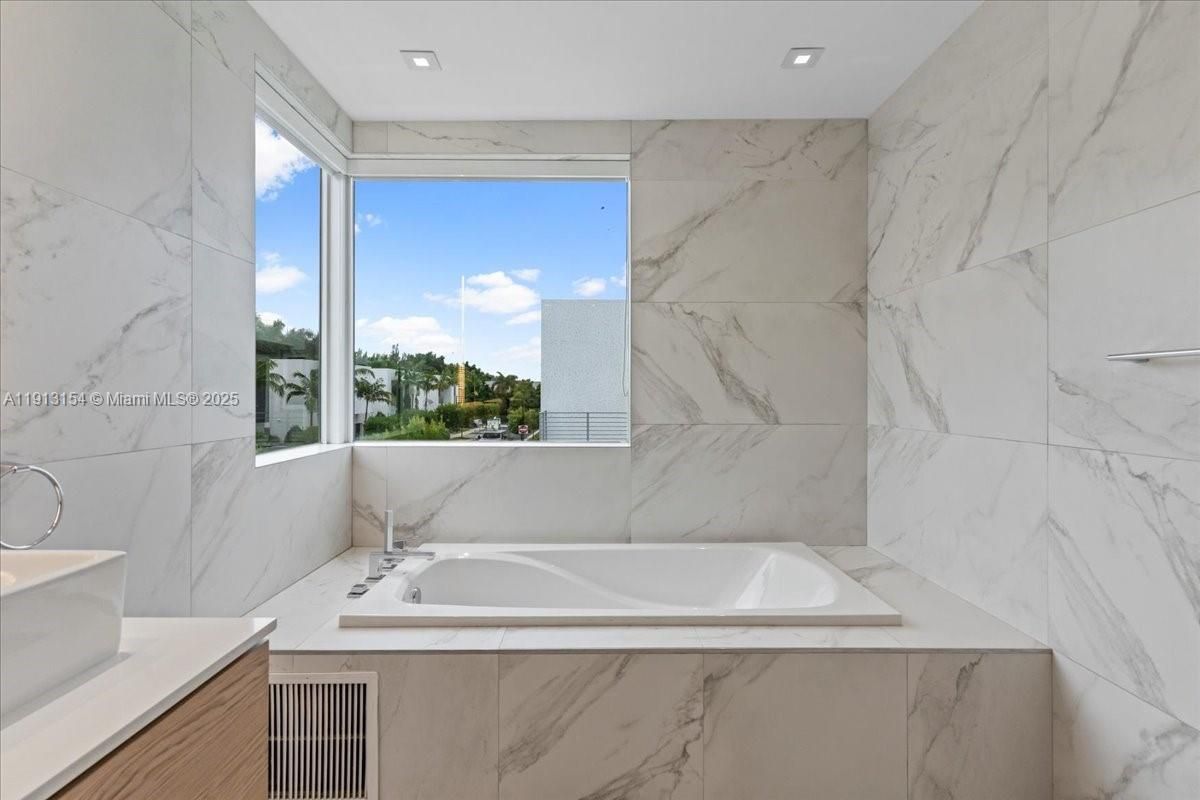 Bathroom, Interior, Marble Walls, Recessed Lighting