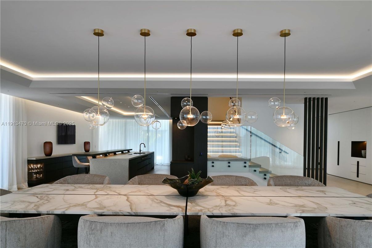 Dining room, Interior, Pendant Lights
