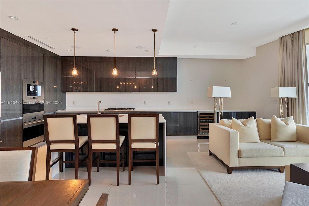 Interior, Kitchen, Living room, Pendant Lights, Recessed Lighting