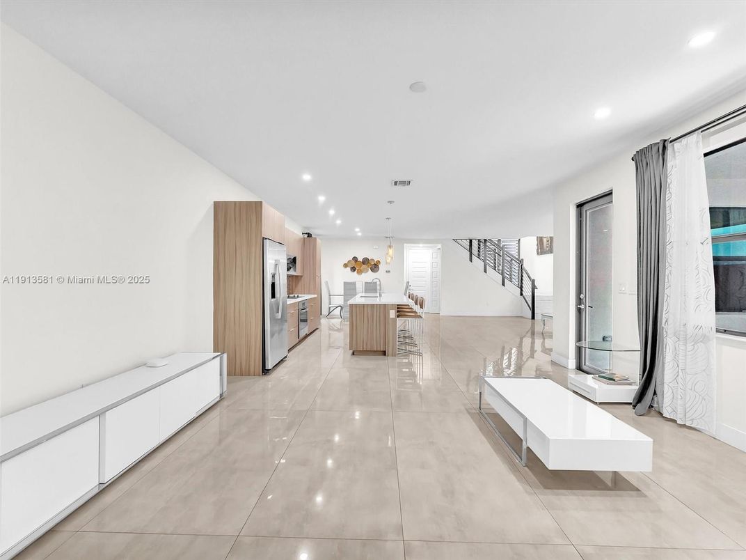 Interior, Kitchen, Pendant Lights, Recessed Lighting