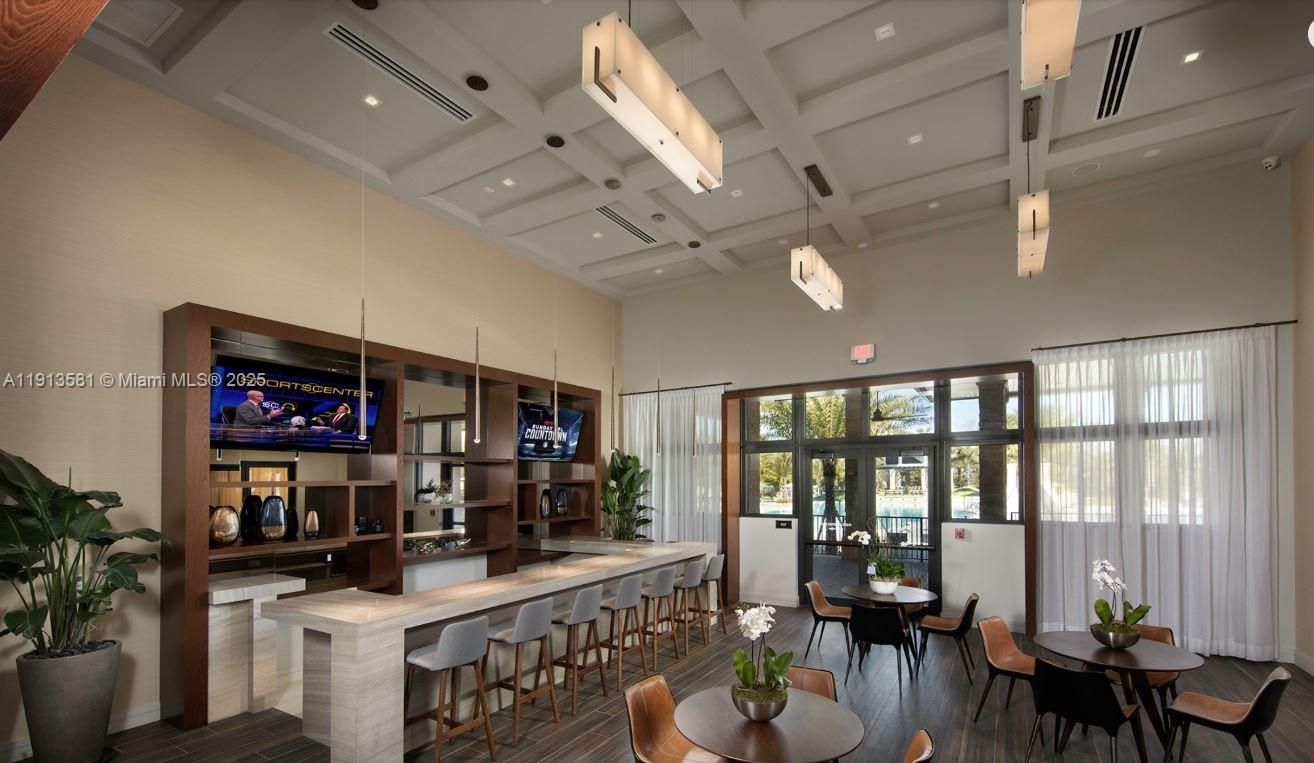 Dining room, Interior, Pendant Lights, Recessed Lighting