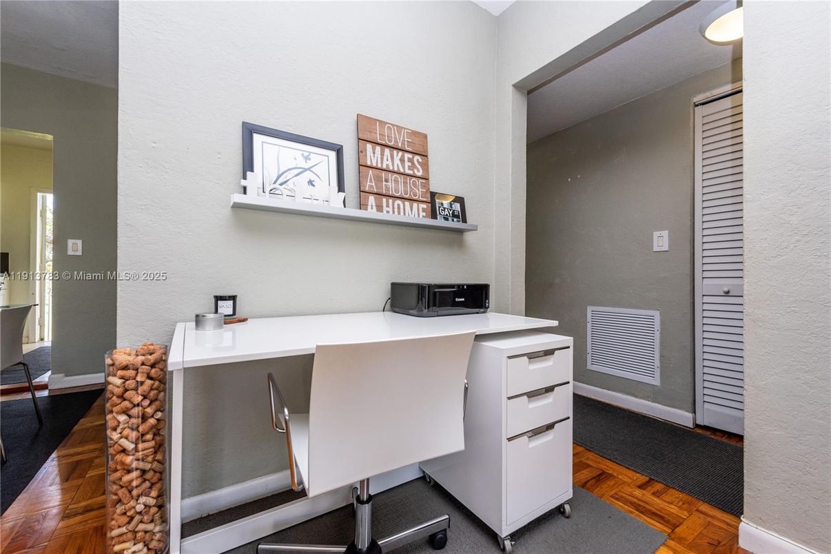 Home Office, Interior, Wood Texture Flooring