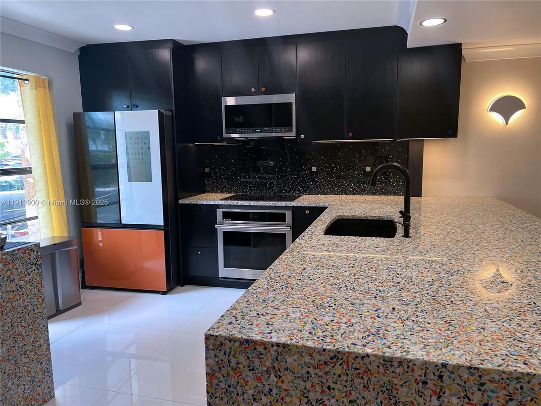 Interior, Kitchen, Recessed Lighting