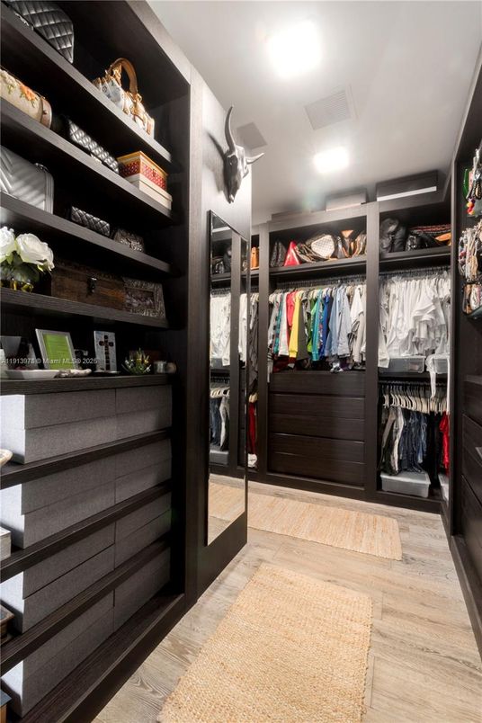 Interior, Recessed Lighting, Walk-in Closets, Wood Texture Flooring