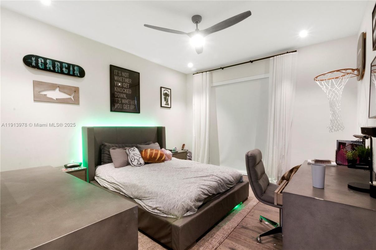 Bedroom, Home Office, Interior, Recessed Lighting