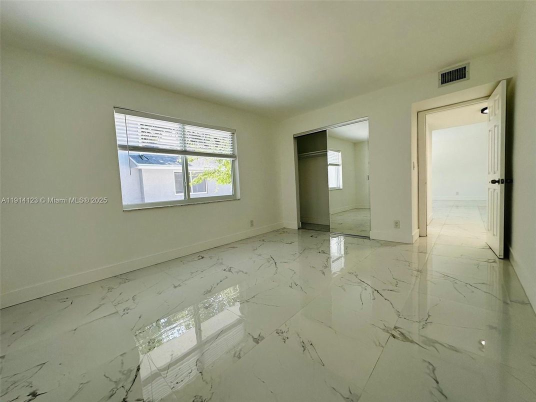Empty room, Interior, Marble