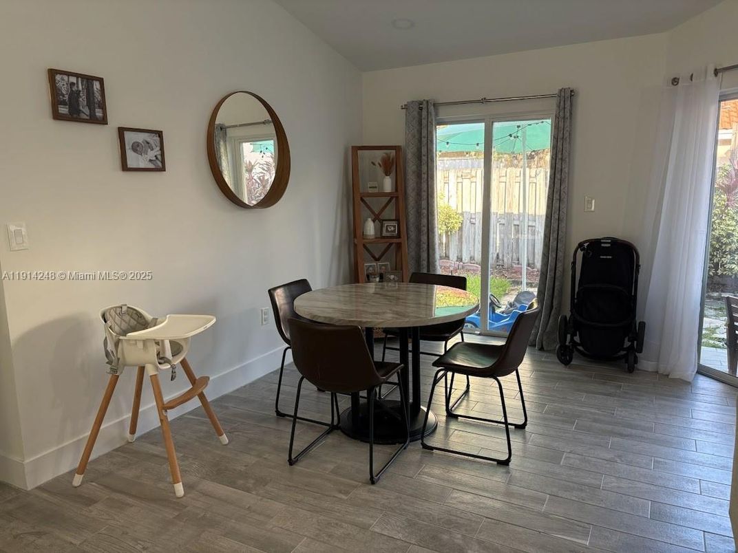 Dining room, Interior, Wood Texture Flooring