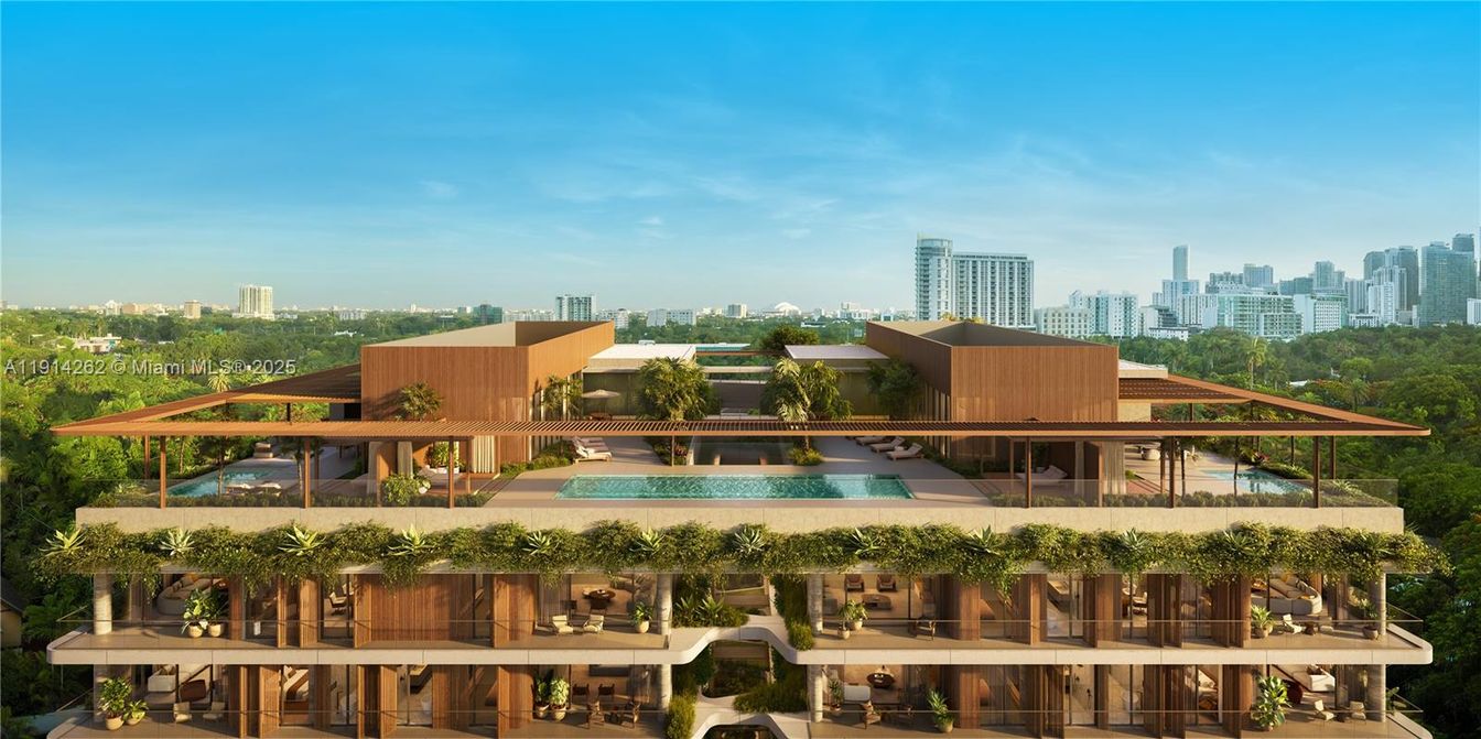 Exterior, Facade, Pool, Modern